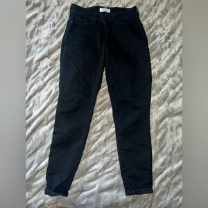 Size 6/28 levi denizen black jeans